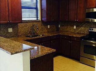 8955 NW 98th Ave, Doral, FL 33178