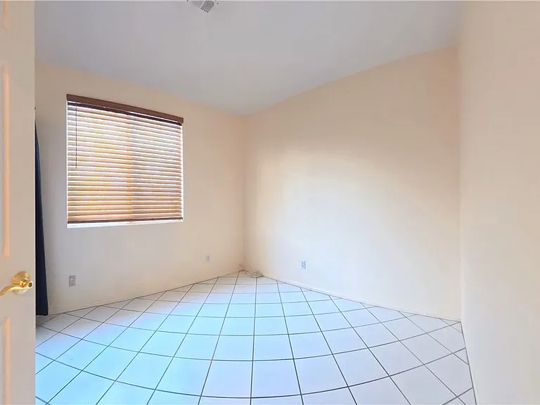 4844 Jadero Dr — Photo 21