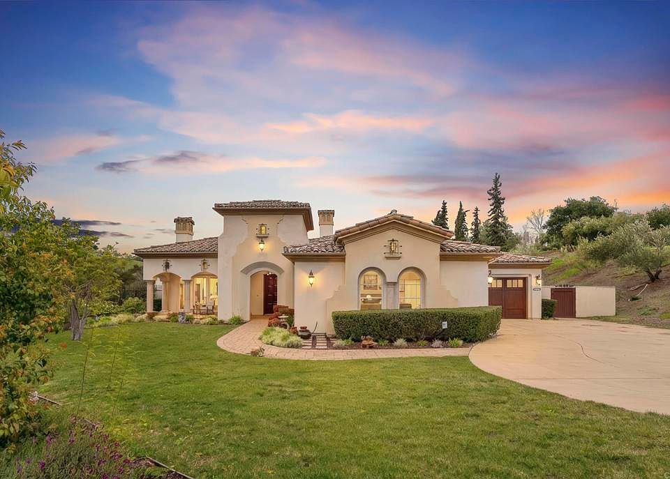 1st image of 4229 Bridlewood Rd