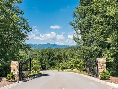 31 Tamerlane Way, Leicester, NC, 28748