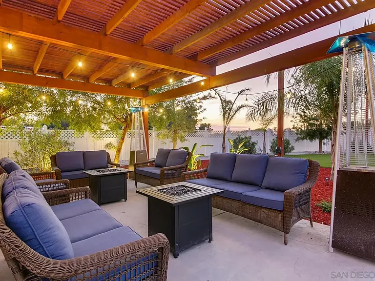39575 Avenida Ascencion — Photo 43