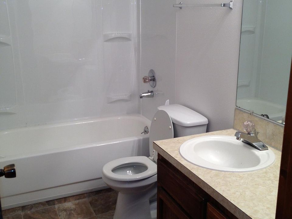 2nd image of 428 SE 169th Ave #428