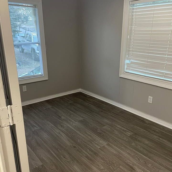 2nd image of 22 Shadowood Rd #22