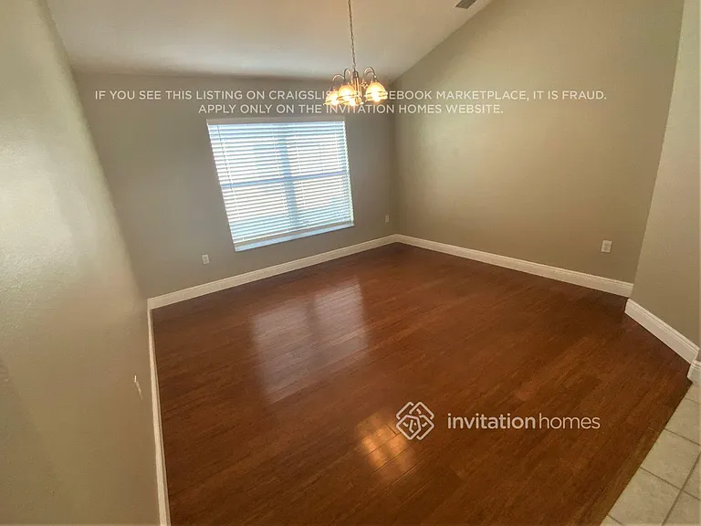 2760 Madrigal Ln — Photo 5