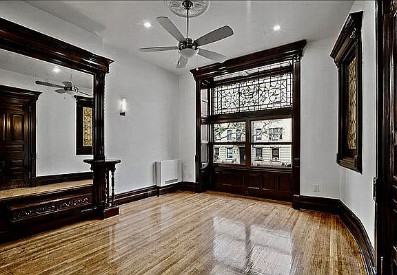 3rd image of 1308 Dean St #1