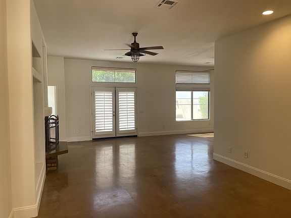 4th image of 52405 Avenida Diaz