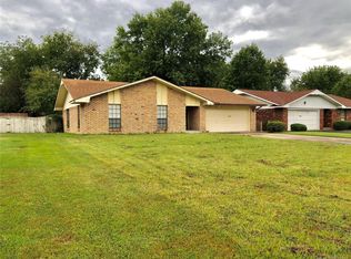 2303 Columbus St, Muskogee, OK 74401