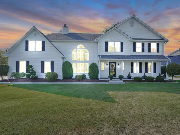 21 St Andrews, Glastonbury, CT 06033