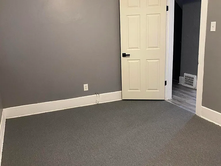 36 Brighton St — Photo 11