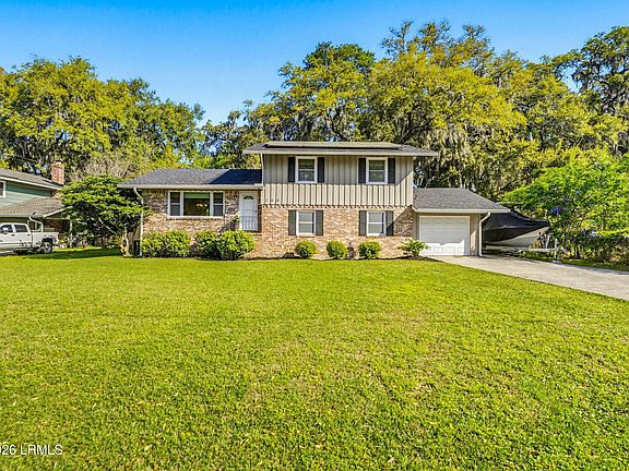 3rd image of 706 Jane Way