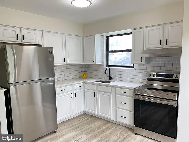 230 Almonesson Rd #A — Photo 3