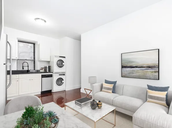 216 Macon Street image 1 of 9