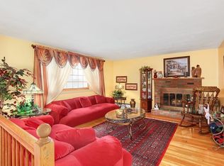 2 Babicz Rd, Tewksbury, MA 01876