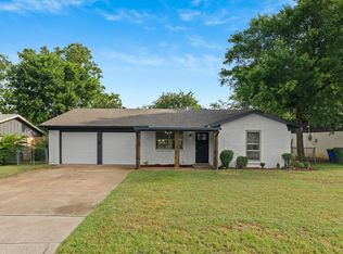 5925 Hanson Dr, Watauga, TX 76148