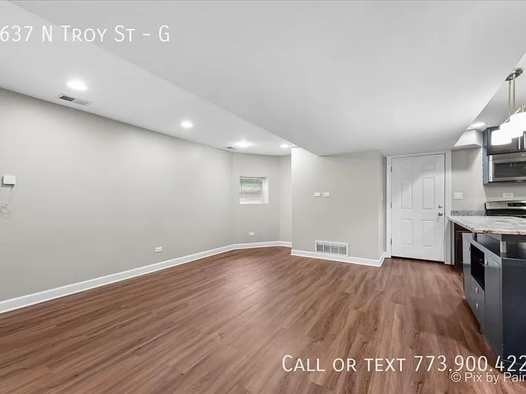 2637 N Troy St #G — Photo 3