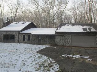 51 Mansville Rd, Ligonier, PA 15658