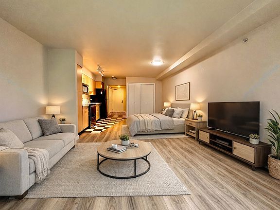 2nd image of 1100 106th Ave NE APT 501