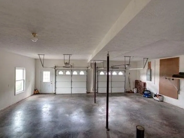 920 Confederacy Dr — Photo 12