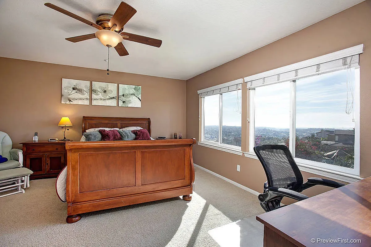 3 bed, 2.5 bath, 2077 sqft, $4,800 — Photo 4