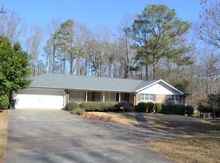 410 Barkshire Ln, Roswell, GA 30076