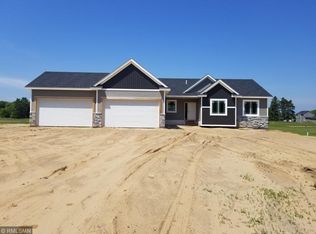 22790 Bataan St NE, East Bethel, MN 55011