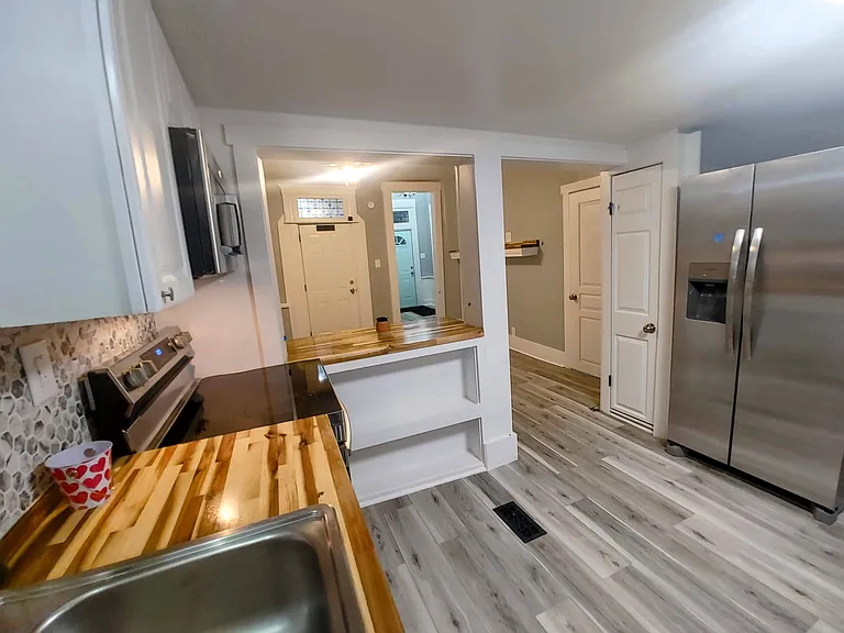 2505 Washington Ave — Photo 11