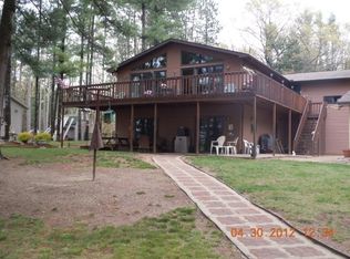 W8108 Pickerel Lake Rd, Wautoma, WI 54982