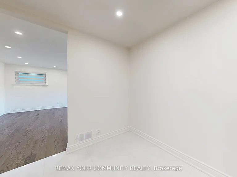 135 Searle Ave — Photo 12
