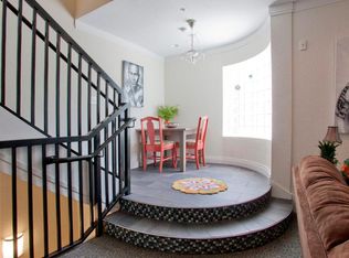 320 SW 10th St APT 209, Gainesville, FL 32601