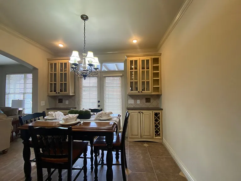 3605 N Narcissus Ave — Photo 13