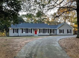 15 Cook Ln, Stockbridge, GA 30281