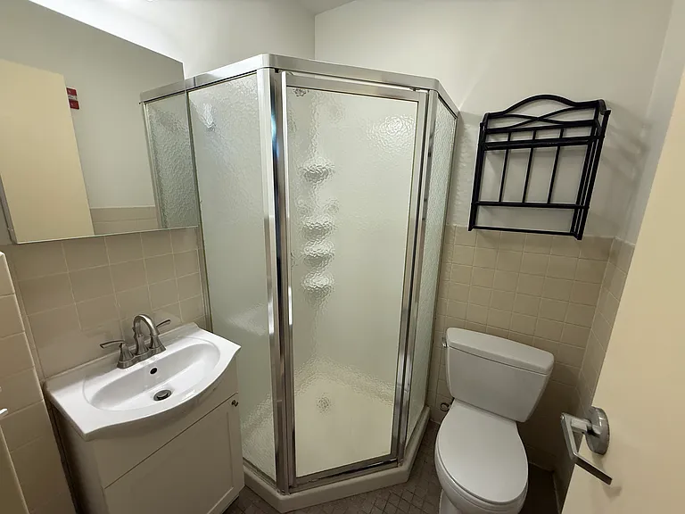 33 Peterborough St #29A — Photo 4