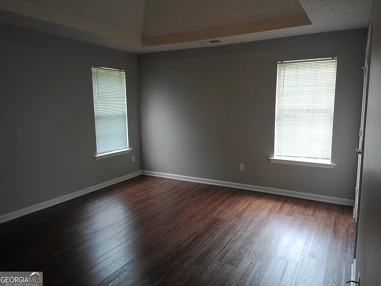 235 Vaness Dr — Photo 14