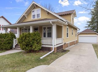 611 Mound St, Baraboo, WI 53913