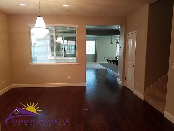 3rd image of 4221 Shorthorn Way