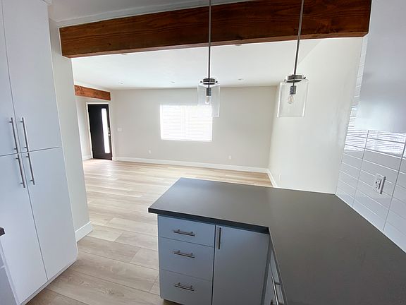 2nd image of 14859 Chatsworth Dr