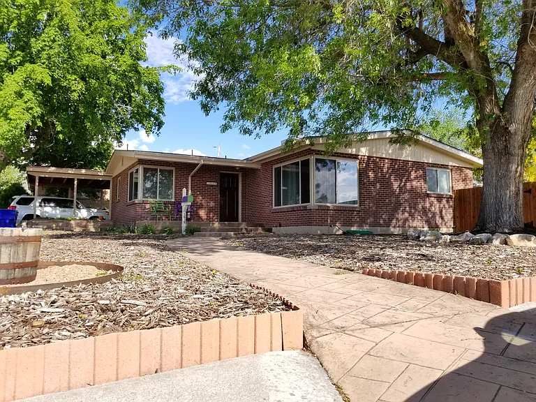 1615 S 50 W — Photo 20