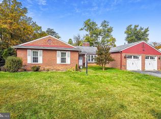 13816 N Gate Ln, Silver Spring, MD 20906