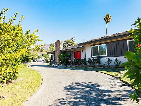 2nd image of 1666 N Santa Anita Ave
