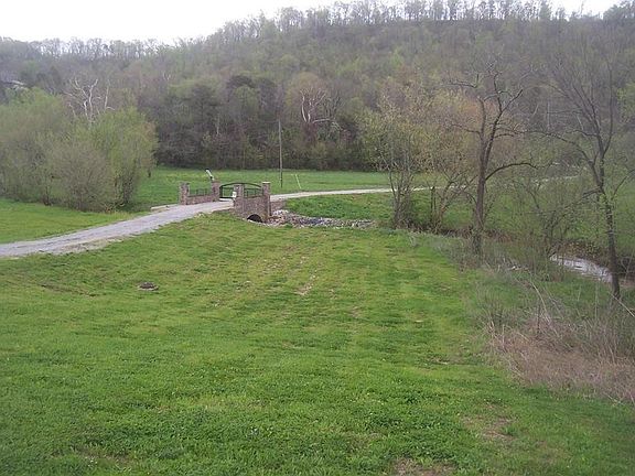 2nd image of 7180 Jubilee Ct #29R