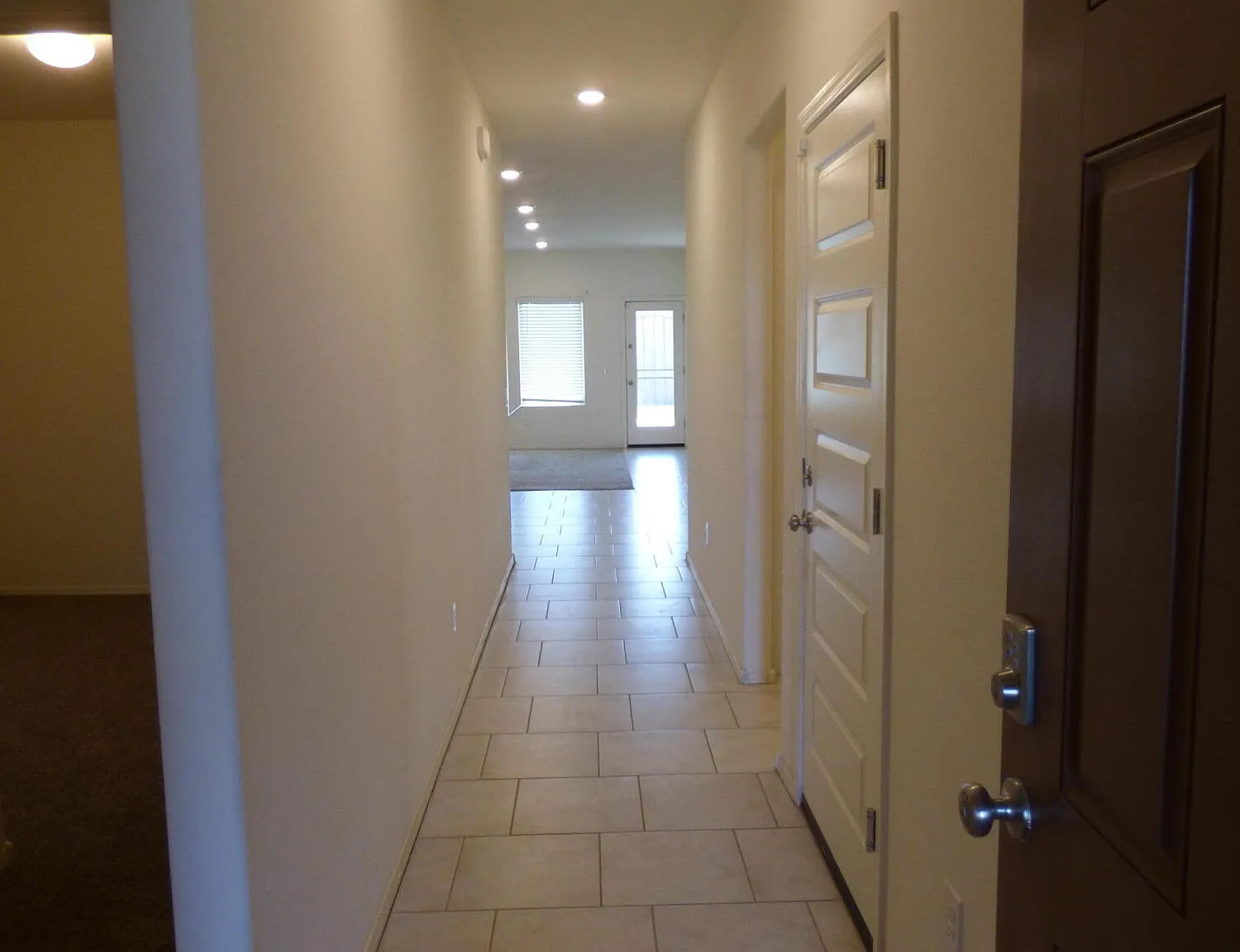 4 bed, 2.0 bath, 1701 sqft, $2,150 — Photo 3