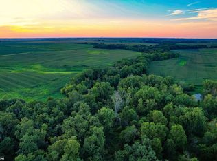 N Doris Ave, Independence, IA 50644