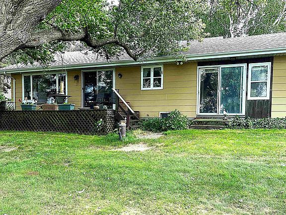 4th image of 8666 County Road B