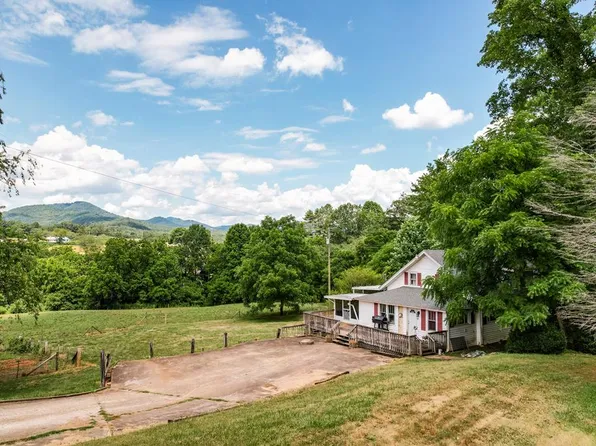 225 Iotla Church Rd, Franklin, NC 28734