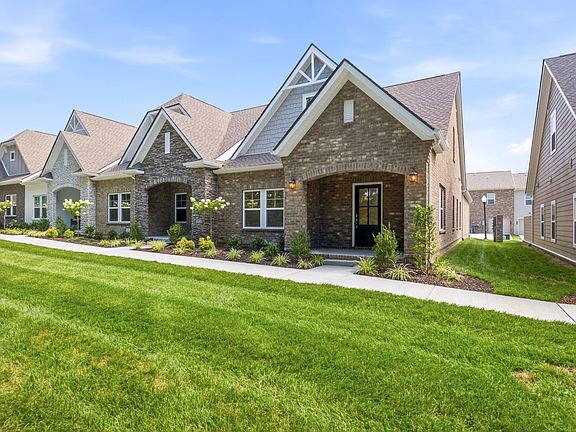 2nd image of 734 Coburg St Lot 195