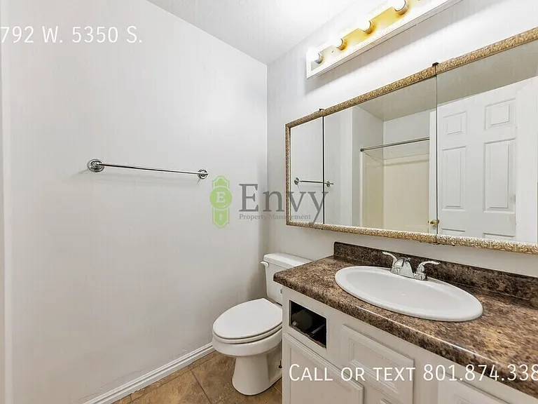 2792 W 5350 S — Photo 11