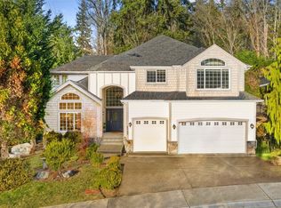 8302 NE 187th Way, Kenmore, WA 98028