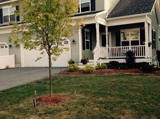 13 Dunbar Drive, Essex, VT 05452