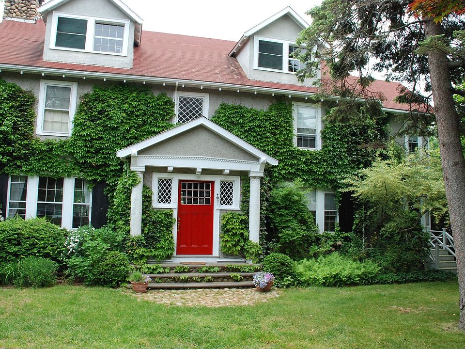 The Captain's House