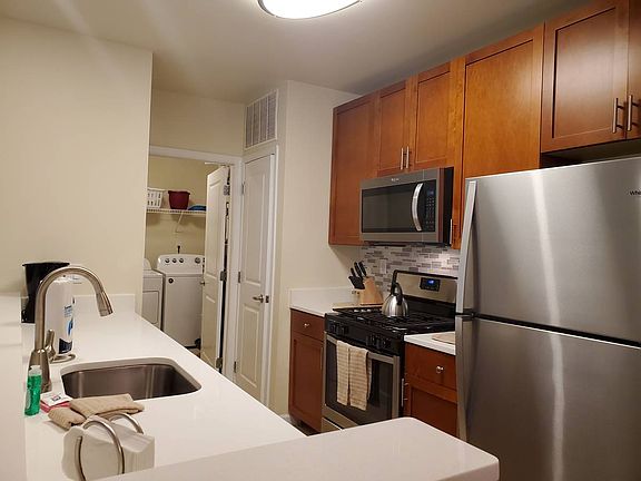 2nd image of 1328 SE 24th Ave #7